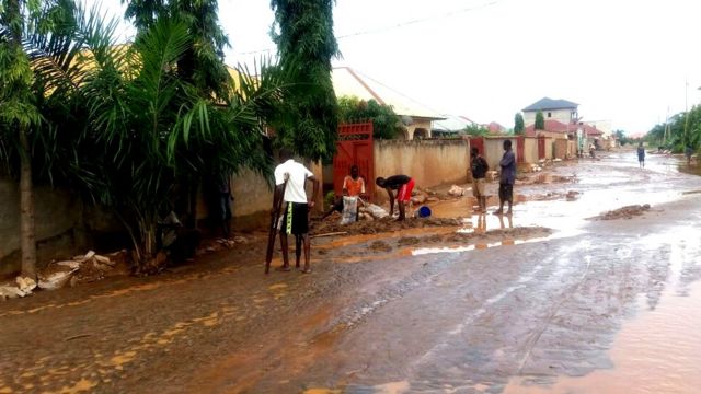 Imyuzure yo mu buraruko bwa Bujumbura mu masanamu - BBC News Gahuza