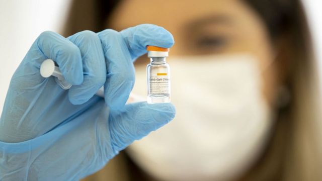 Vacunas contra el coronavirus: cómo se modifican y qué tan fácil sería  actualizarlas si el patógeno se vuelve resistente - BBC News Mundo