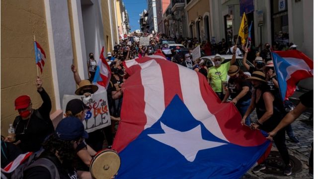 Protesta de maestros en San Juan, Puerto Rico.