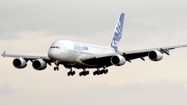 Самолет а380 картинки