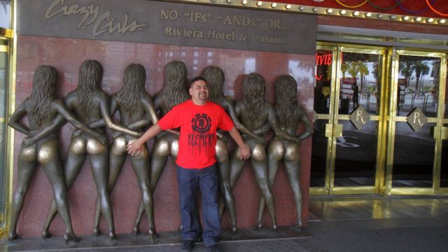 Xxx Sexs Vidio School Girl Raj Wap - Showgirl Video: The last peep show in Las Vegas - BBC News