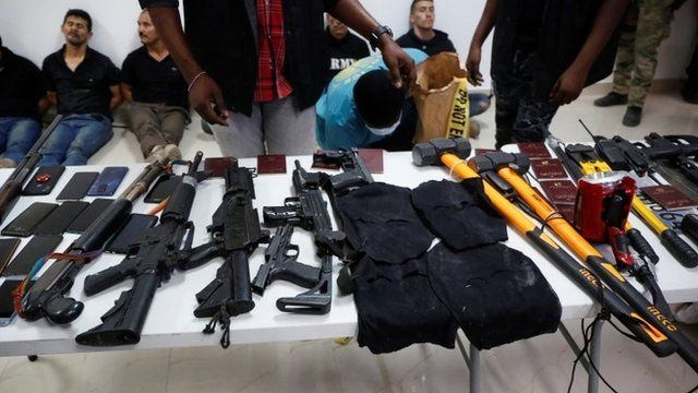 Jovenel Moïse: la vieja industria de mercenarios colombianos que presuntamente está detrás del asesinato del presidente de Haití - BBC News Mundo