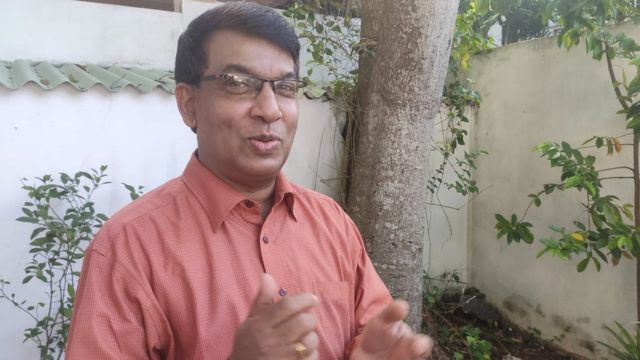 கொழும்பு பல்கலைக்கழகத்தின் பொருளியல் துறை சிரேஷ்ட விரிவுரையாளர் பேராசிரியர் எம்.கணேஷமூர்த்தி