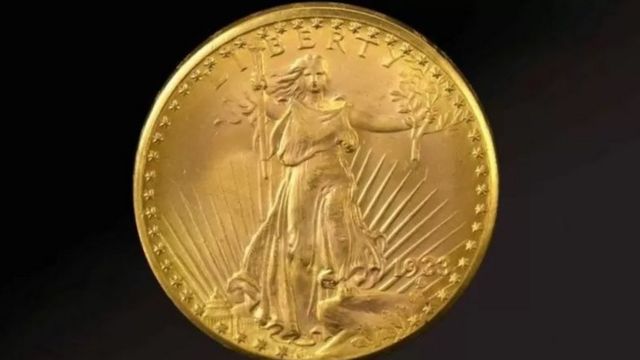 Die Münze trägt auf der einen Seite das Symbol der Freiheit und auf der anderen einen amerikanischen Adler