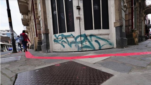 Línea roja en San José