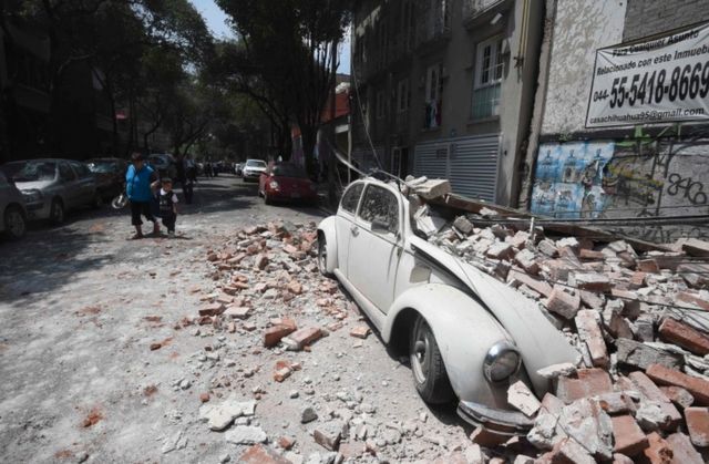 Numerosas edificaciones resultaron dañadas en Ciudad de México.