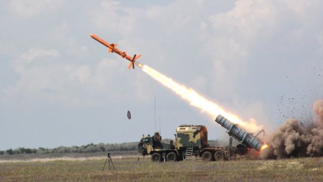 Як українська крилата ракета "Нептун" знищує цілі - BBC News Україна