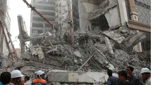 انهيار مبنى في إيران