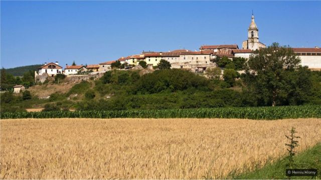 Enquanto 90% dos espanhóis vivem nas grandes cidades, a maioria da população do País Basco espanhol adota um estilo de vida rural