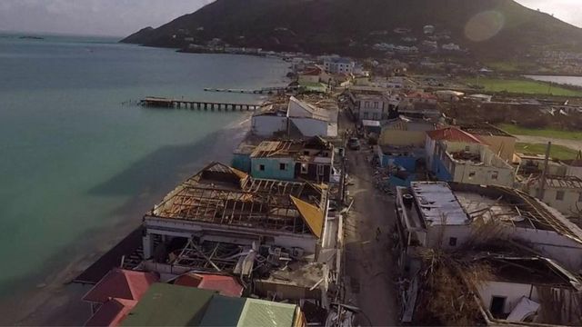 ドローンで撮影されたセント・マーティン島の映像から