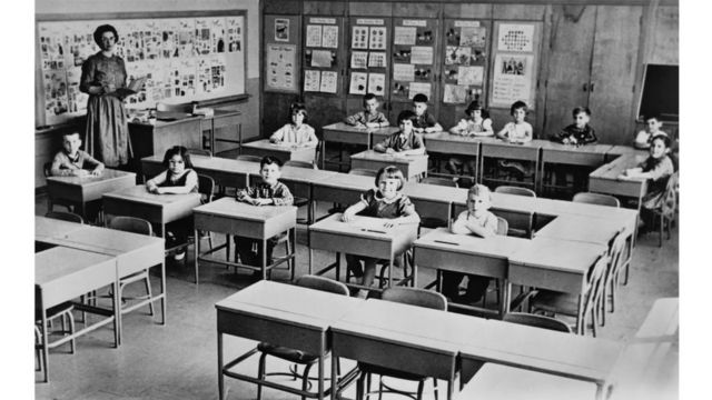 قبل تقديم لقاح الحصبة في المملكة المتحدة في عام 1968، غالبًا ما كانت حالات تفشي المرض تظهر في المدارس