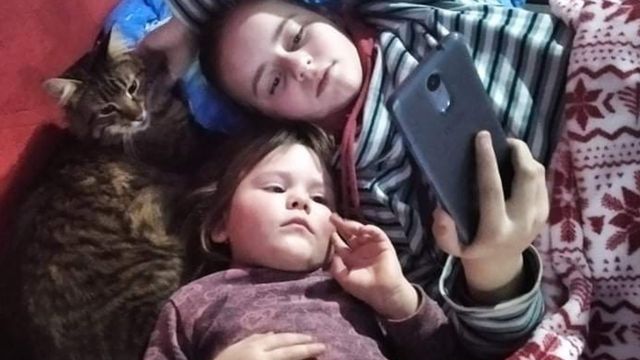 Yuliia's children on a video call