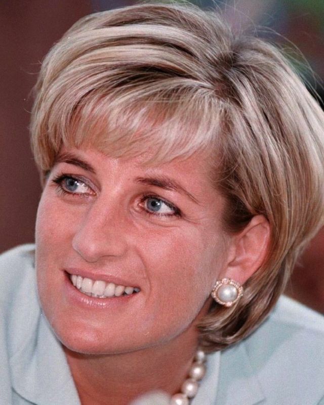 Portrait of Princess Diana during her visit to Leicester to formally open the Richard Attenborough Center for the Disability and the Arts.