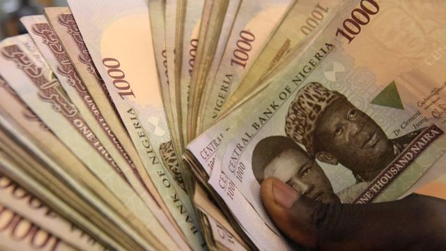 Nigeria foreign reserve don rise go 42.8 billion dollars.