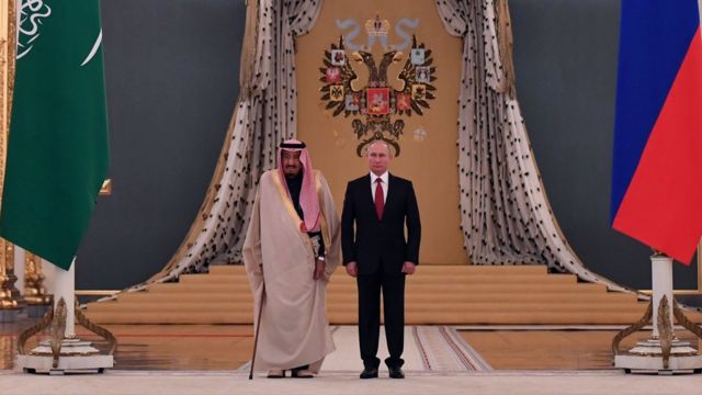 Suudi Arabistan Kralı Selman ve Rusya Devlet Başkanı Putin