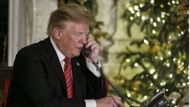 Tổng thống Donald Trump gọi điện cho trẻ em dịp Giáng sinh 2018