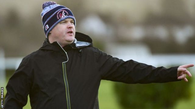 Gordon Elliott Trainer To Co Operate With Social Media Image Investigation Bbc Sport