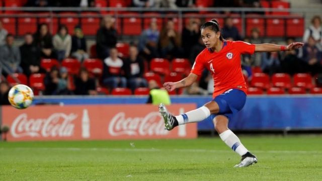 femenino Francia 2019: Chile pierde la clasificación fallar un penalti y Argentina queda eliminada - BBC News Mundo