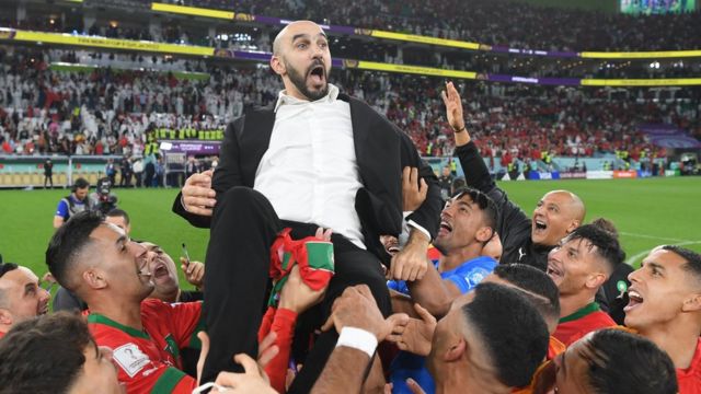 احتفال منتخب المغرب بالفوز