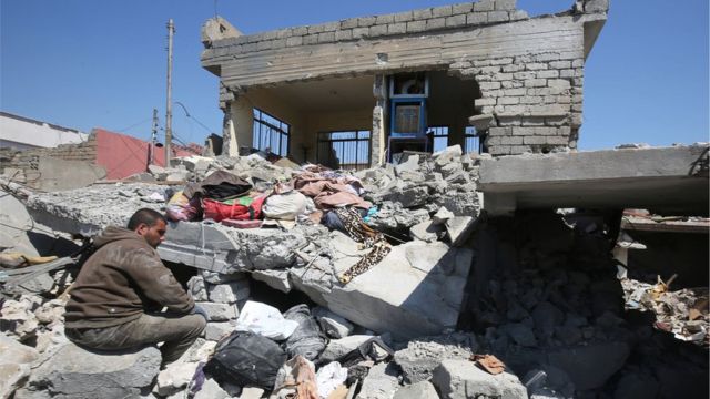 Estados Unidos admite que mató a 105 civiles en Iraq en un bombardeo contra el autodenominado Estado Islámico en Mosul - BBC News Mundo