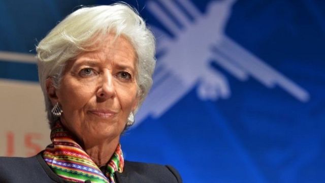 Christine Lagarde avuga ko ata makosa yakoze mu kwishura Bernard Tapie
