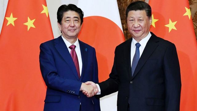 習近平在北京釣魚台會見到訪的日本首相安倍晉三