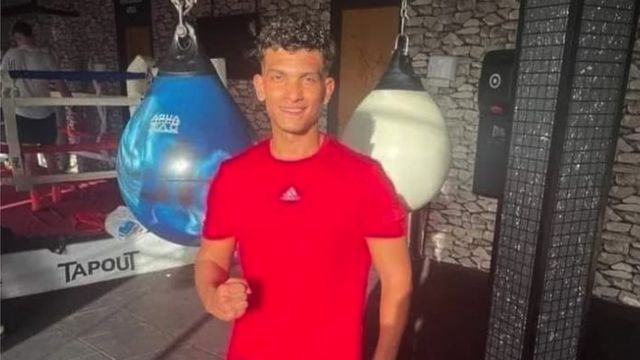 رامز حسام وفاة لاعب الملاكمة المصري بالضربة القاضية تثير غضبا ودعوات لمنع الرياضات العنيفة