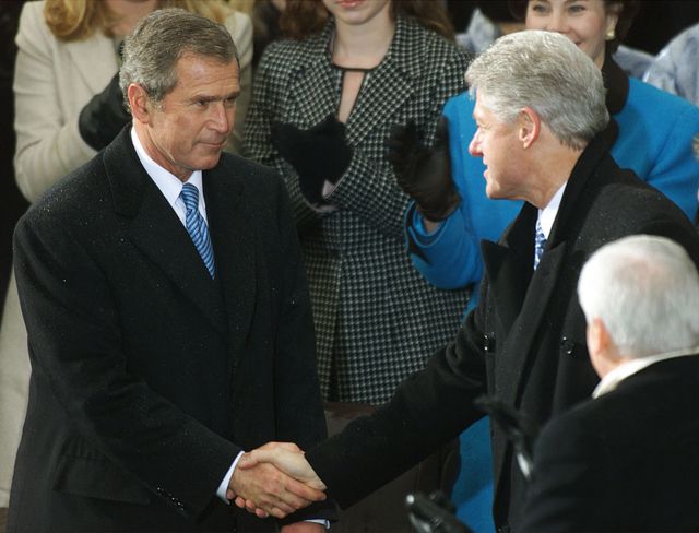 George Bush et Bill Clinton.