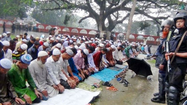 শোলাকিয়ার ঈদ জামাত