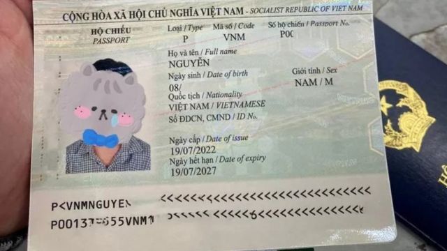 Trang data page trong hộ chiếu Việt Nam theo mẫu mới cấp từ ngày 1/7/2022