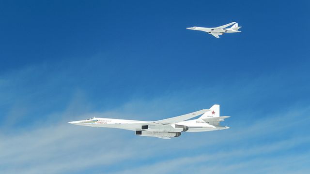 Ту-160