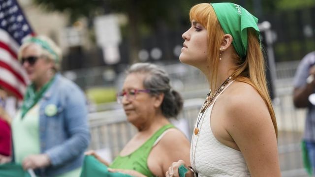 கருக்கலைப்பு சட்டம்