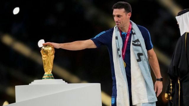 Lionel el técnico sin experiencia ni Maradona quería) que llevó a Argentina tricampeonato mundial - BBC News Mundo