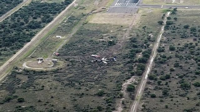 Spectacular Mexico Small Plane Crash Leaves At Least 7 Dead Photo for Your Screen Spectacular Mexico Small Plane Crash Leaves At Least 7 Dead Photo for Your Screen