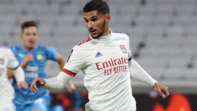 Mchezaji wa safu ya kati wa klabu ya Lyon Mfaransa Houssem Aouar