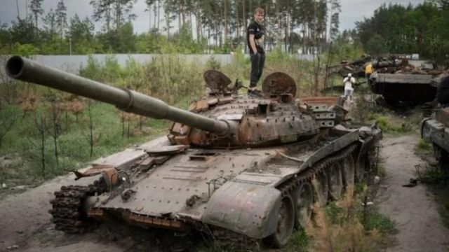 دبابات روسية محترقة