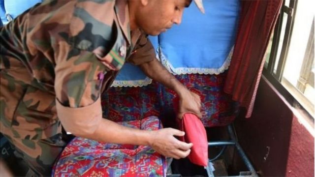 ইয়াবা খোঁজে প্রায়ই পুলিশ বিভিন্ন স্থানে তল্লাশি চালায়