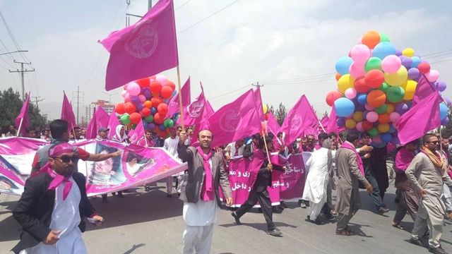 جنبش "رستاخیر تغییر"