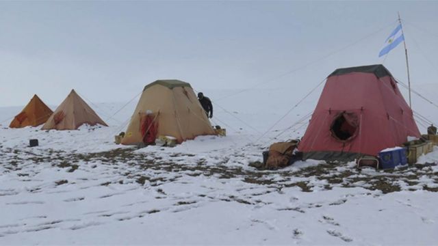 Campamento en Antártica. Foto: gentileza Instituto Antártico Argentino.