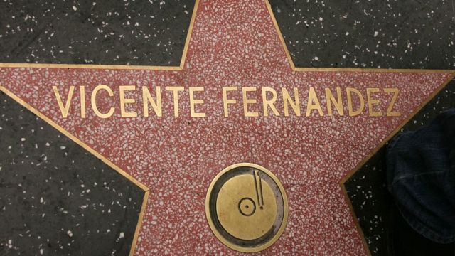 Estrella de Vicente Fernández en Hollywood