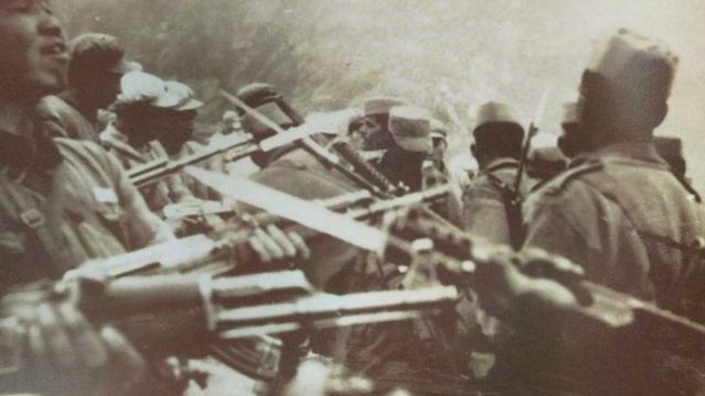 1967 में आमने-सामने मौजूद भारतीय और चीनी सैनिक
