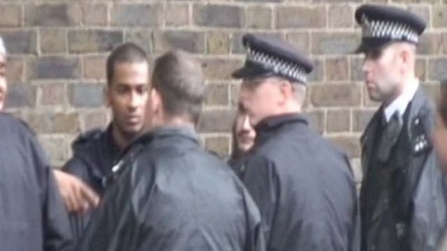 كان مقطع الفيديو الذي يظهر القبض على الشيخ في مظاهرة في عام 2011 دليلاً محوريا في التحقيق