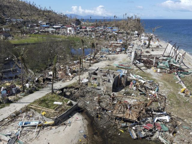 La devastación en la aldea de Punta Bila, Surigao City, en el sur de Filipinas, 20 de diciembre 2021.