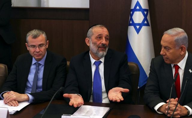 Aryeh Deri, mediated by Netanyahu and Justice Minister Yariv Levin