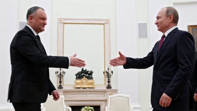 Dodonun fikrincə Moldovaya "Putin kimi lider" lazımdır