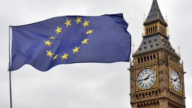 Bandeira da UE e o Big Ben