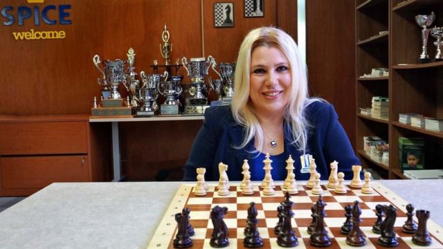 O Gambito da Rainha': série da Netflix ignora sexismo no xadrez, diz  ex-campeã - BBC News Brasil