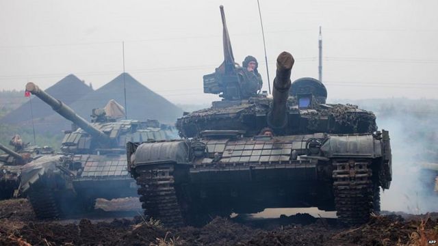 रूस समर्थक विद्रोही 2014 से पूर्वी यूक्रेन में यूक्रेनी सेना से लड़ रहे हैं