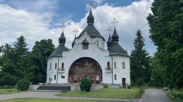 Георгіївська церква на Козацьких могилах - єдиний у світі православний храм під відкритим небом