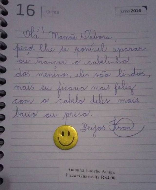 Mãe de gêmeos considerou recado preconceituoso